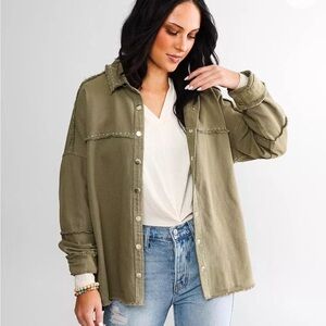 Veveret‎ Olive Green Studded Button Up Shacket Jacket XS Women’s Casual Utilit
